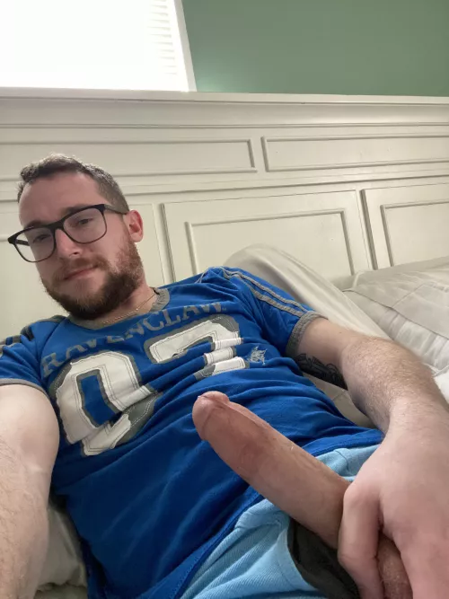 Please, have a seat. by ko2n777