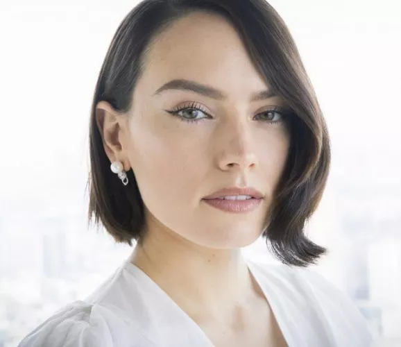 Please milk me as a dominant Daisy Ridley while I am showing off. by LeadingSwordfish7718