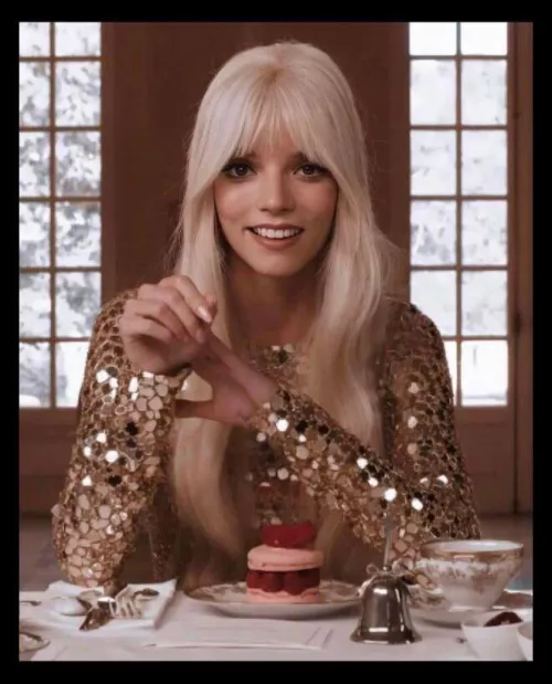 Please sext me as Anya Taylor-Joy until I cum by Neat-Explorer1185