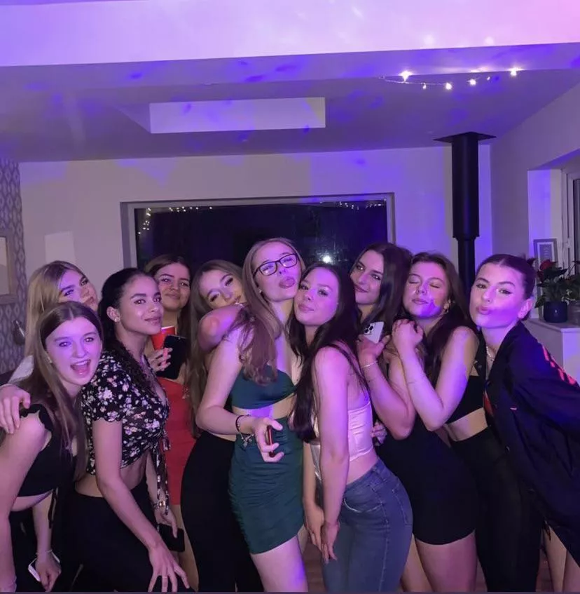 Plenty of choice [10] posted by Callen29