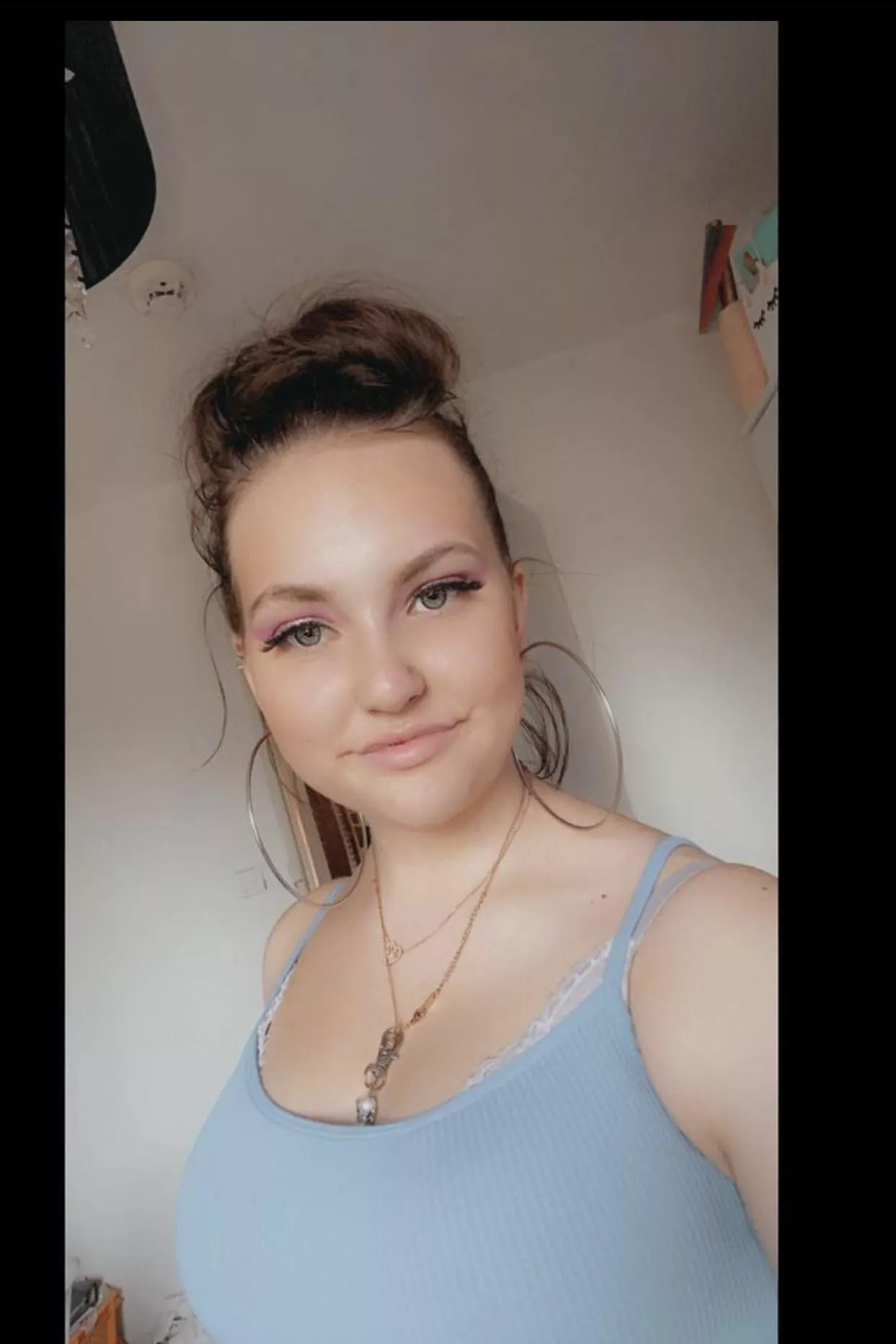 Pls posted by Clara_la95