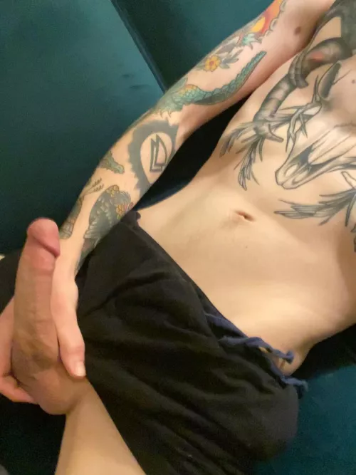 Plz go easy on me 🙃 by Past_Pirate_4192