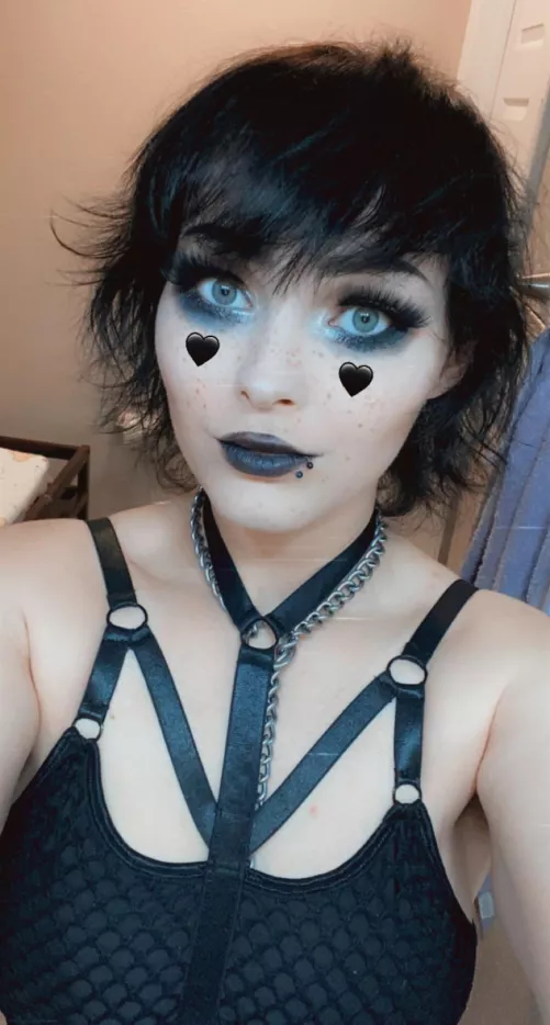 Plz help this hangover 🤕 😂 by Punkprincesshjq