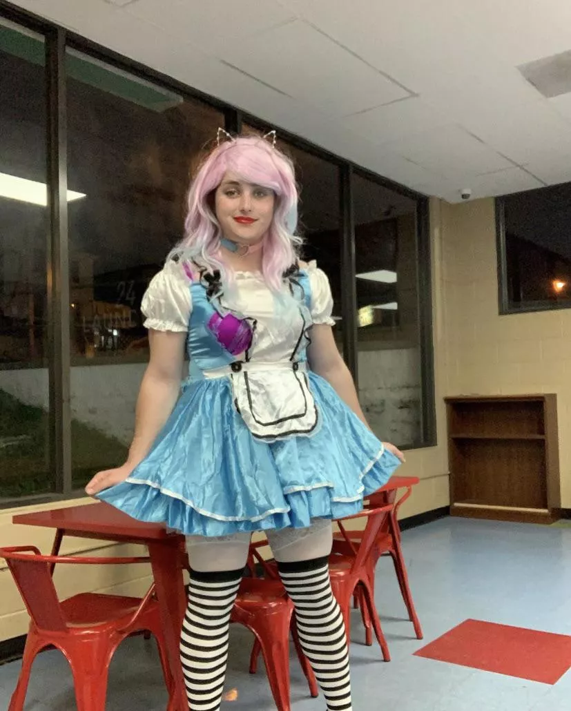 Plz laugh at me posted by sissyerica0011