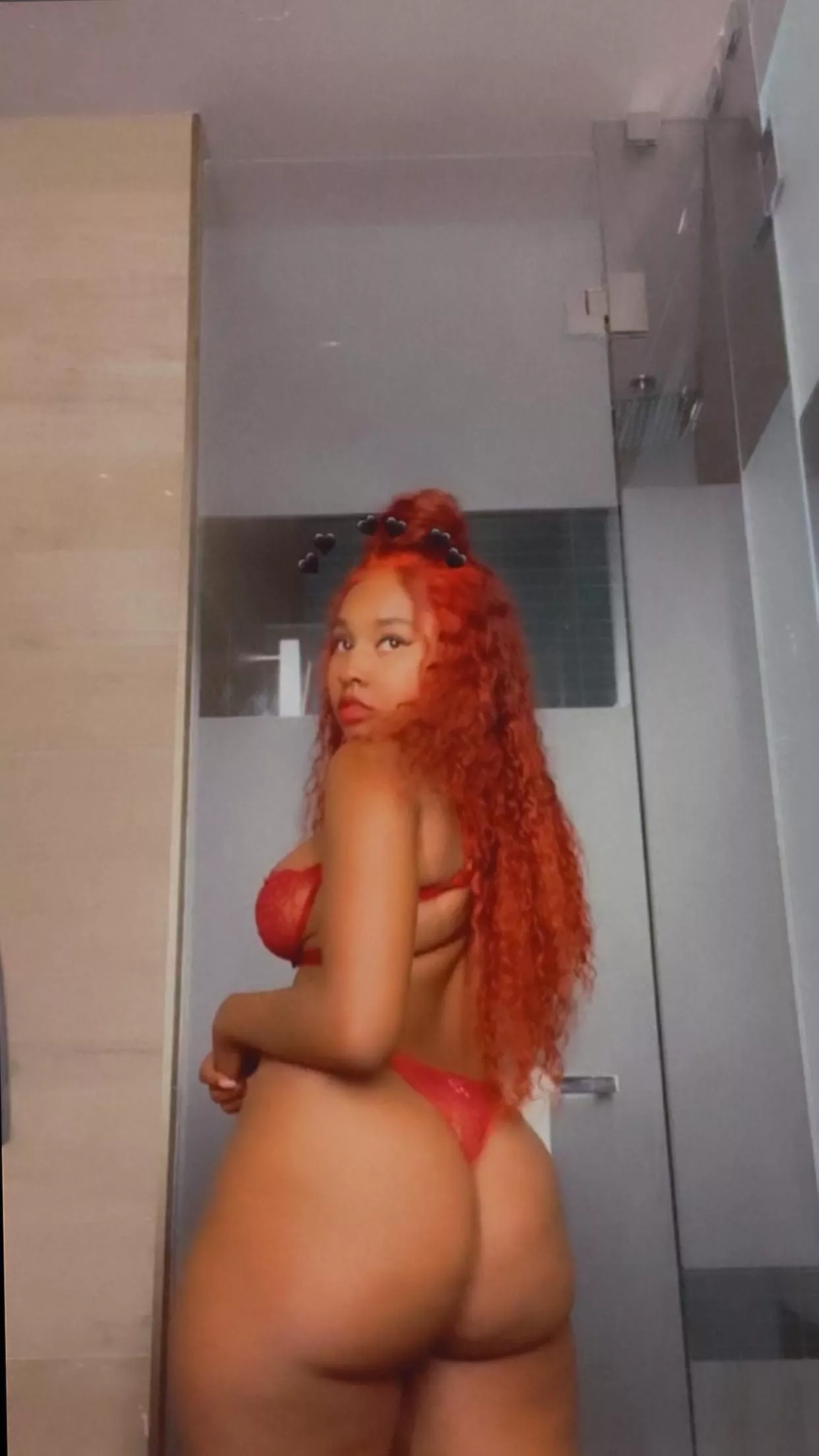 Point me to the best ass eater 😝 posted by Sad-Tip-6036