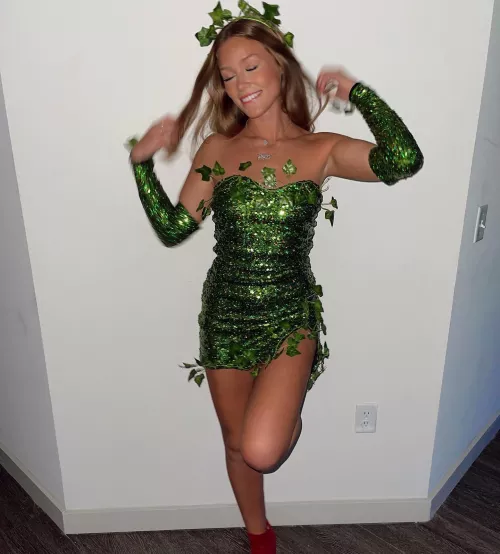 Poison Ivy? by siimple_code