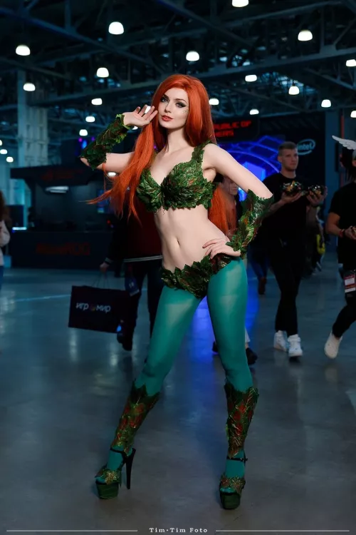 Poison Ivy by MightyRaccoon by ifindcosplay