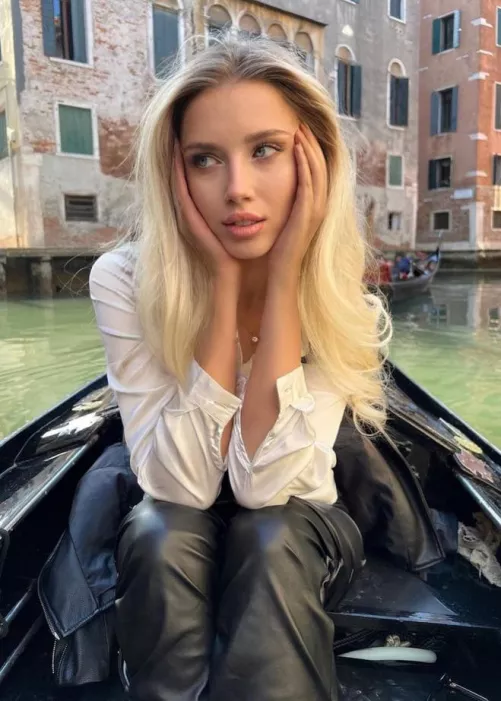 Polina Malinovskaya by NoBobcat1850