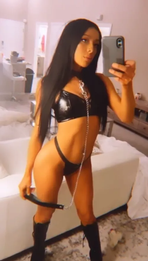 Posing in new lingerie by mryoends