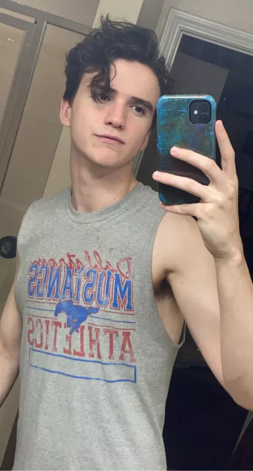 Post cleaning glow. Or exhaustion triggered glow. Who knows by nemhile