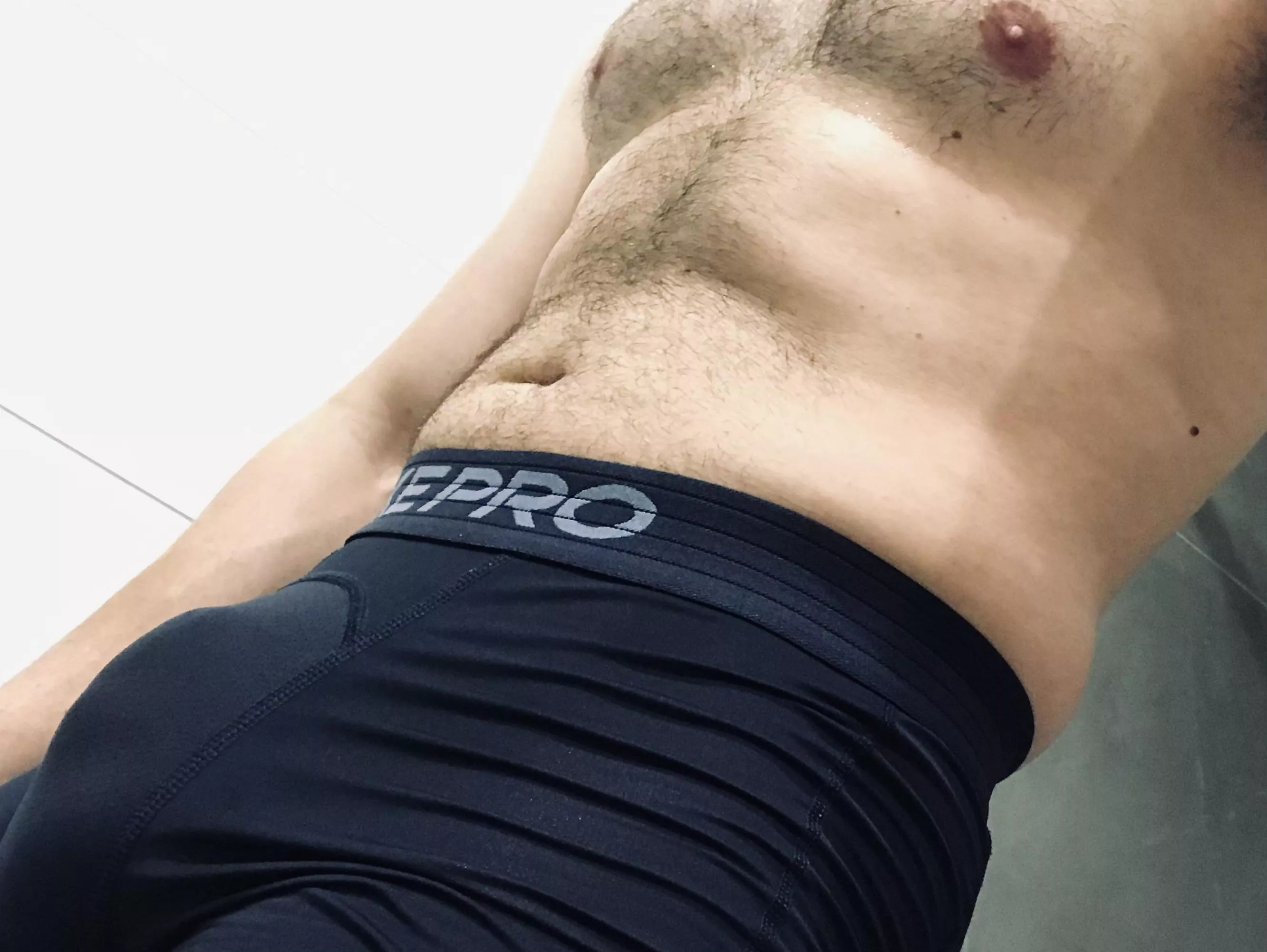 Post gym bulge 😇💪 posted by HenryAussie