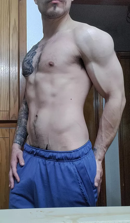 post gym pic by HdDeek