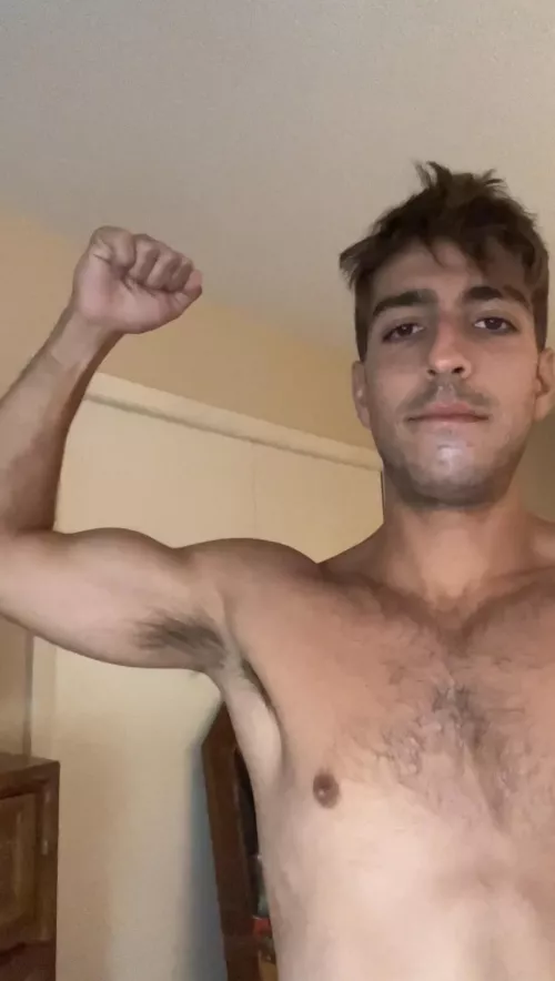 Post gym pits😈 by Yogaboy92