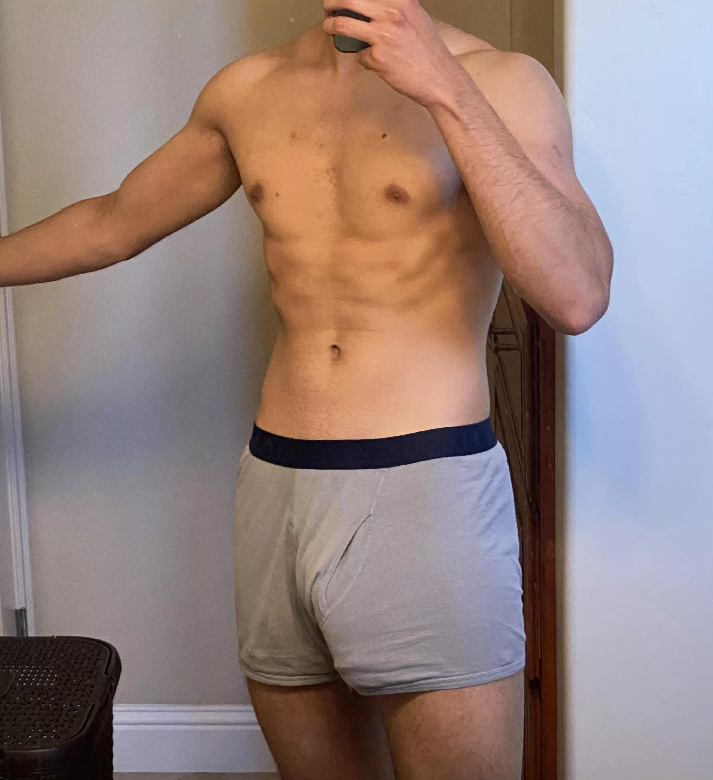 post gym, think anyone would’ve noticed? posted by contigo99