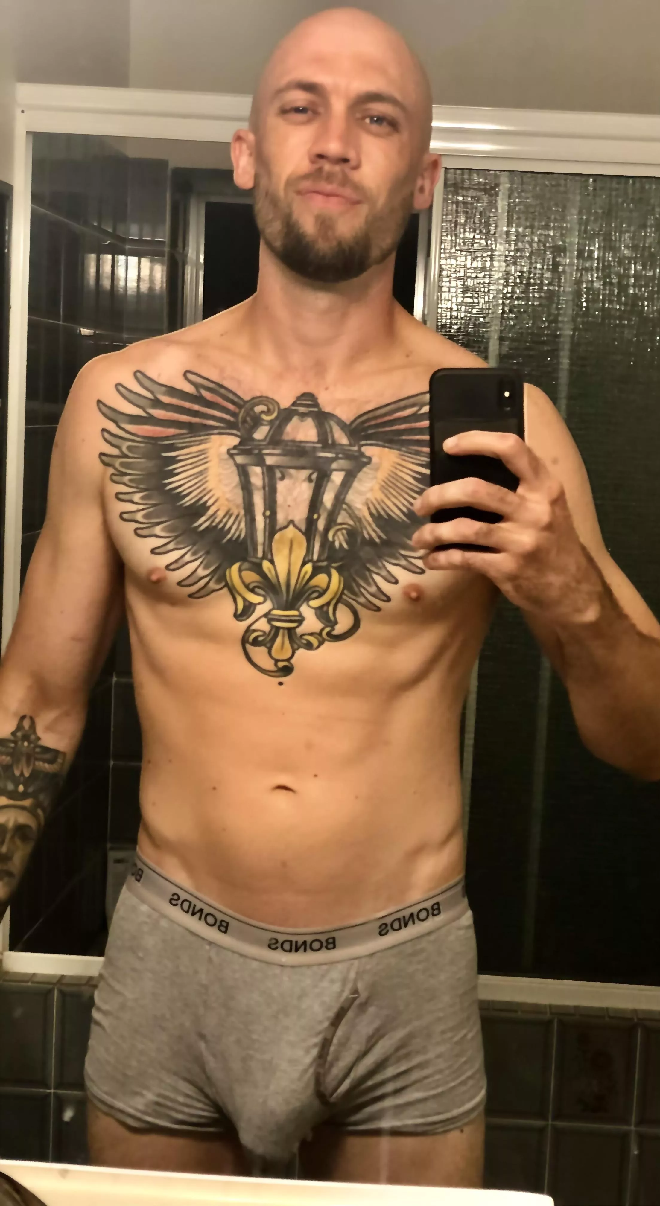 Post workout, pre shower 🫴🏻 posted by Big-Dusty