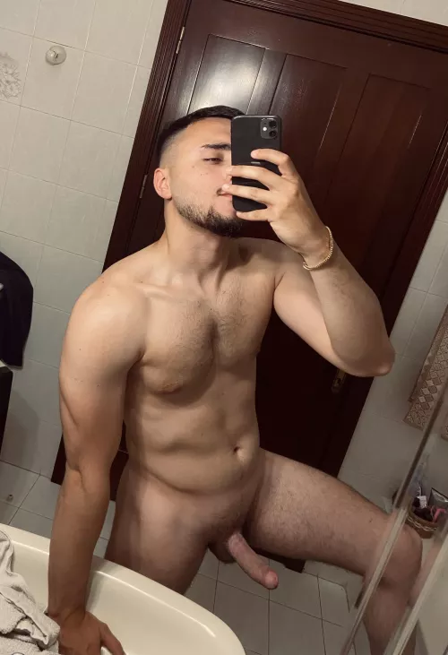 Post-gym selfie 😜 by Drethebae21