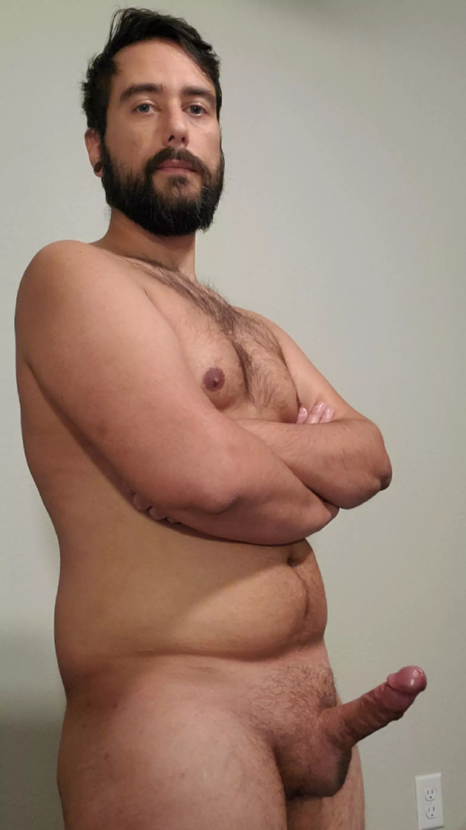 posting nudes instead of working posted by finitedivinity