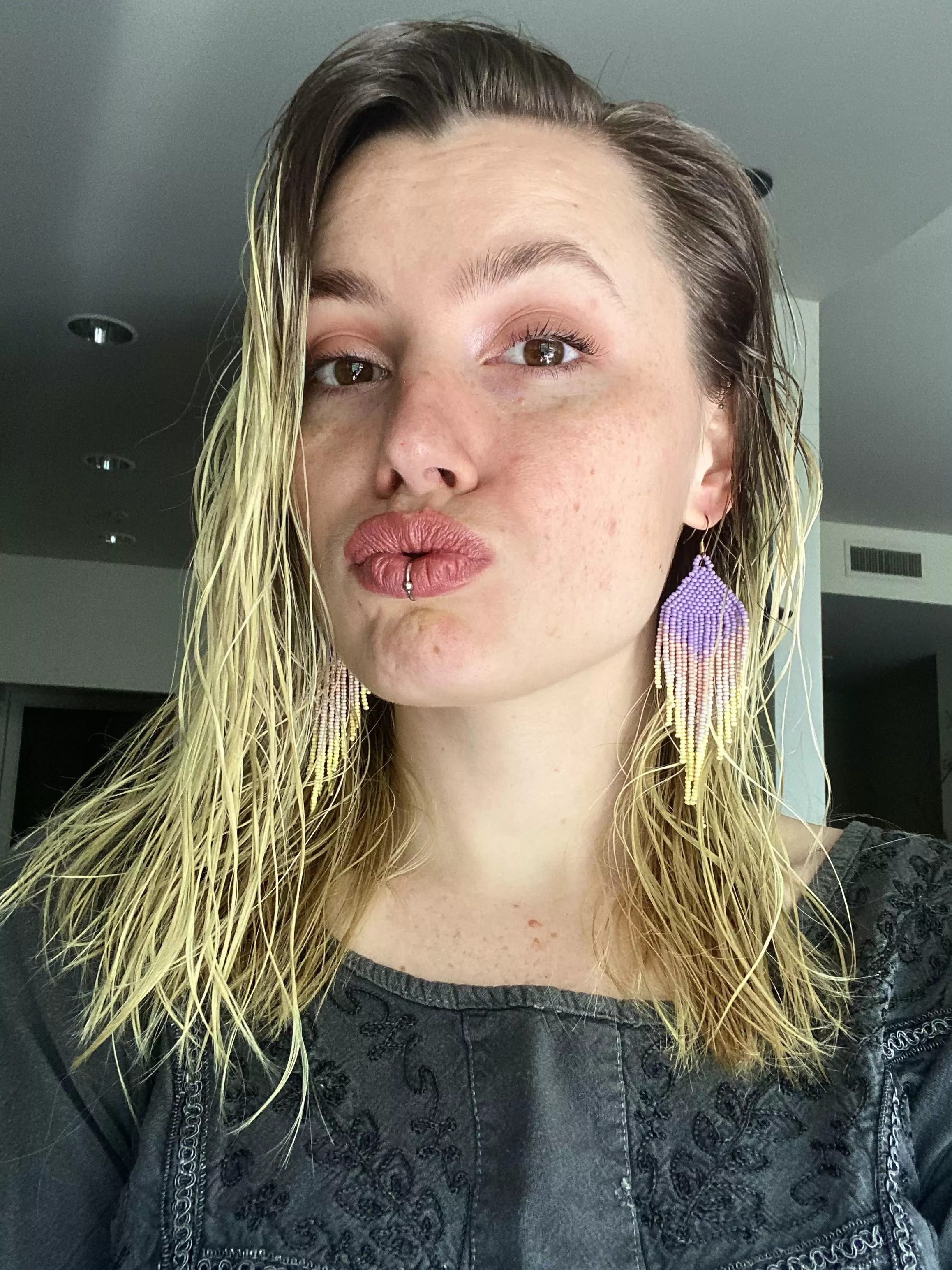 Post-shower selfie [f] posted by CuriousCatieCat