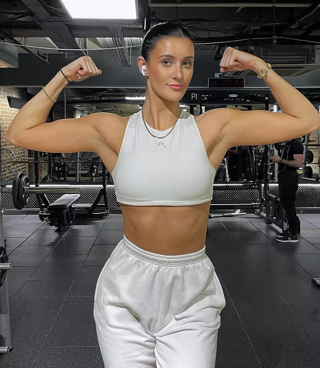 Post-workout stinky armpits. Sniff or nah? posted by huagyk