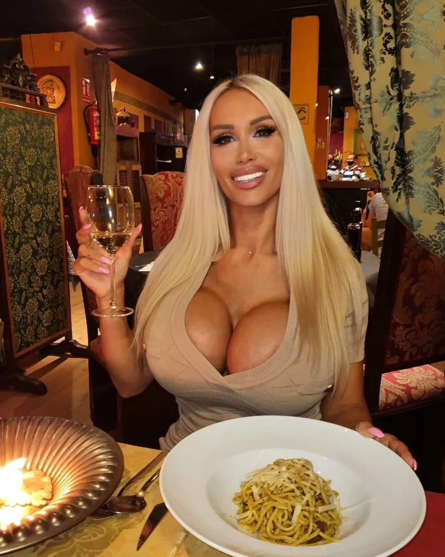 POV: Dinner Date with a Perfect Bimbo posted by CHEWY_BRICK