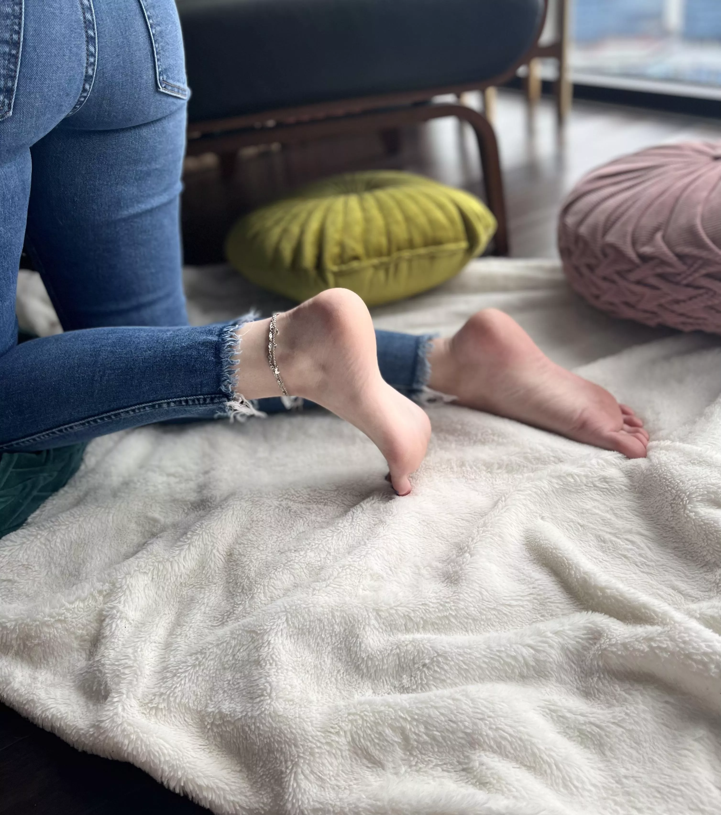 POV: I Can’t Seem To Find My Glasses 🙈 Can You Help Me ? posted by OpenWindow444