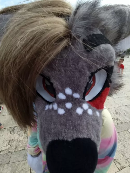 POV: Vamp has spotted your pizza and wants it by VampyBooXO