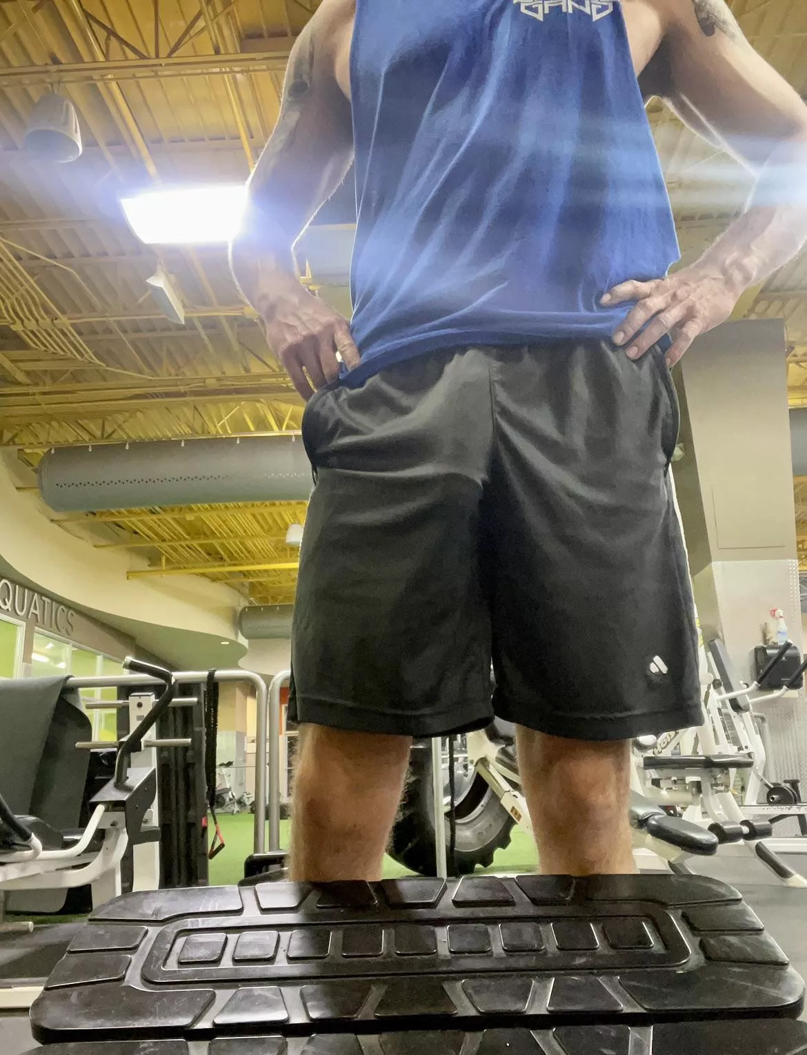 POV, you are eye level with my waist. posted by Benjitaai