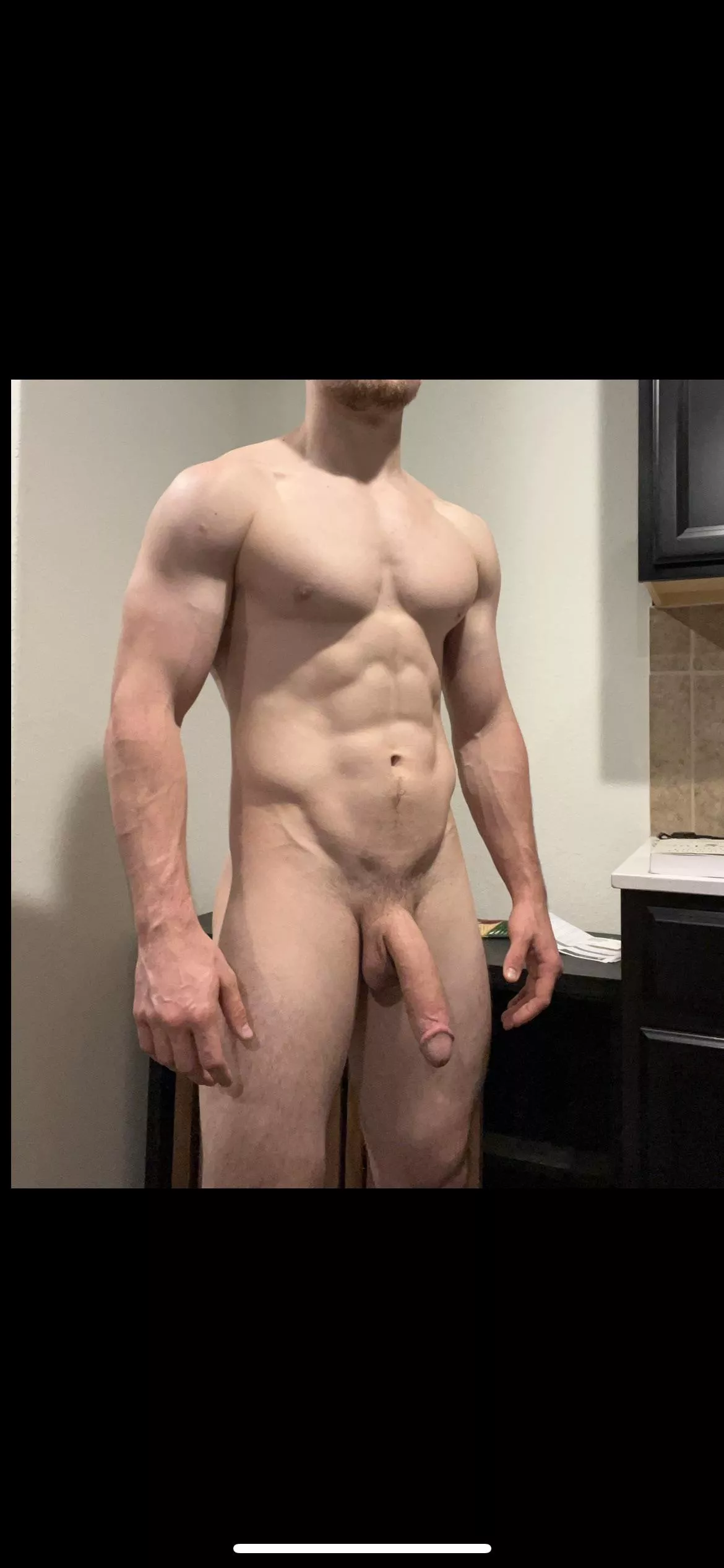 Powerful body and a strong cock posted by Blessed2133
