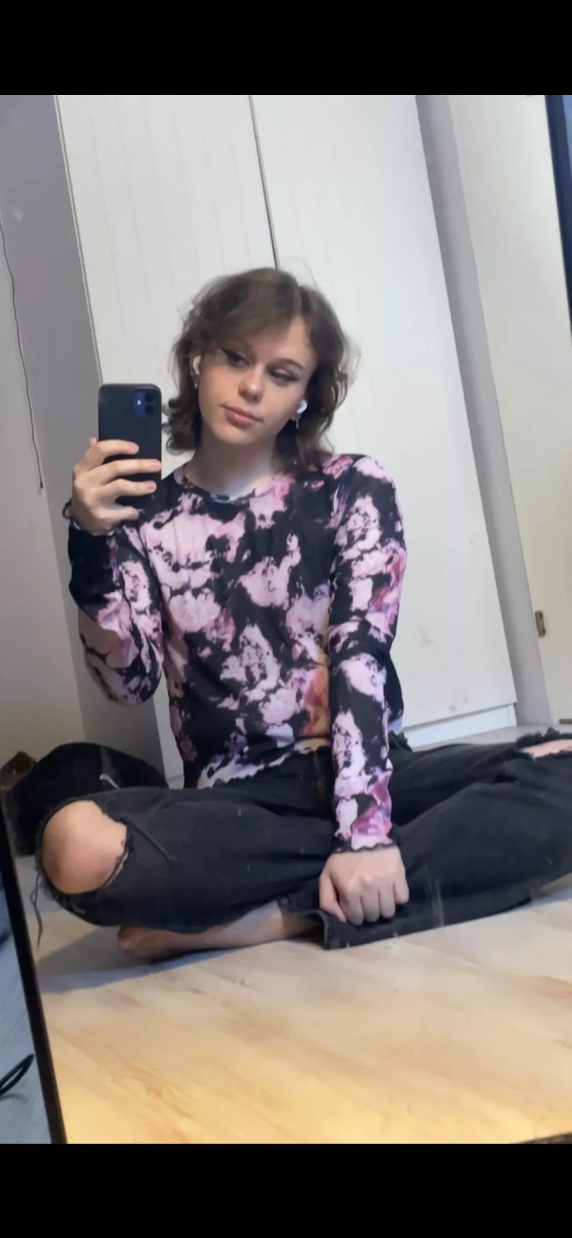 Practicing my selfie skills 💕 posted by Kimmiethecutest