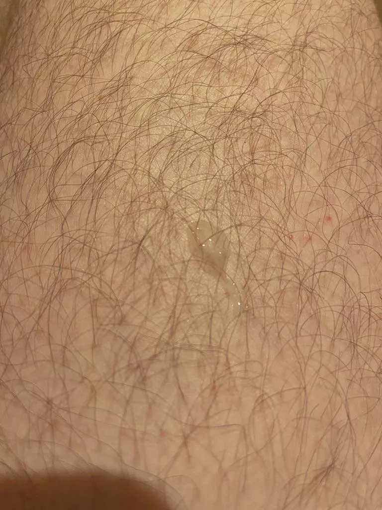 Precum flying everywhere 💦 posted by BateScape20