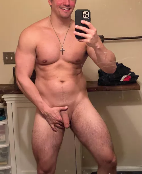 PR’ed in the gym today felt good! Hope you do too 😘 by tonic_23