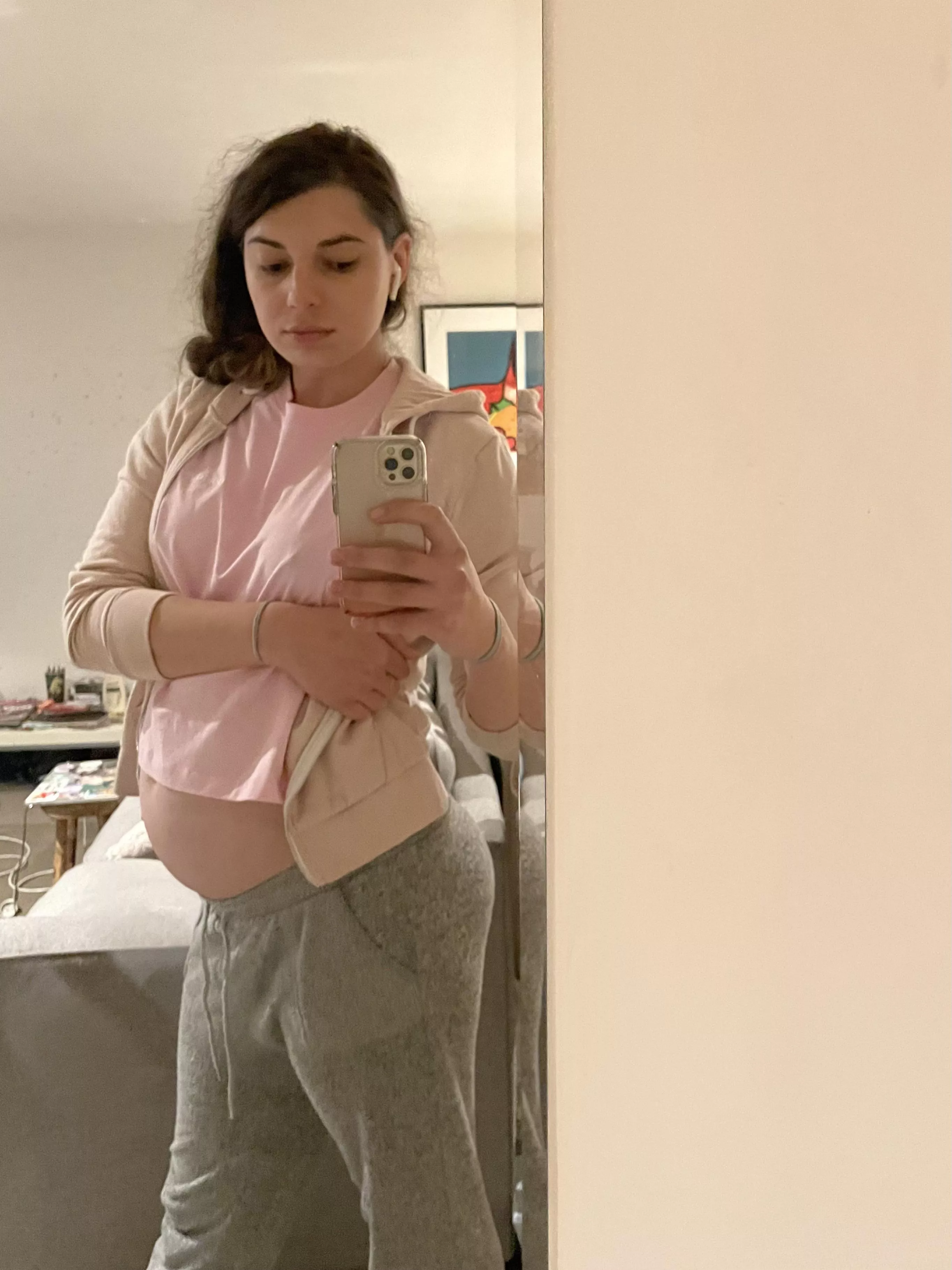 preggers posted by chippiechipsbimbo