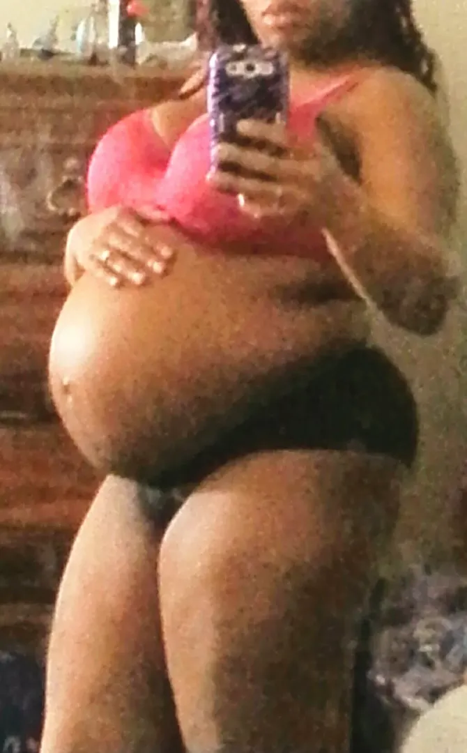 Pregnancy looks good on me, wouldn't you agree? posted by Comeplaywitme25