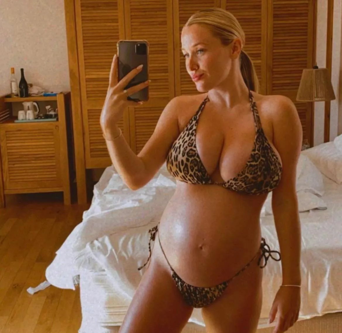 Pregnant milkers. posted by throwaway2611222