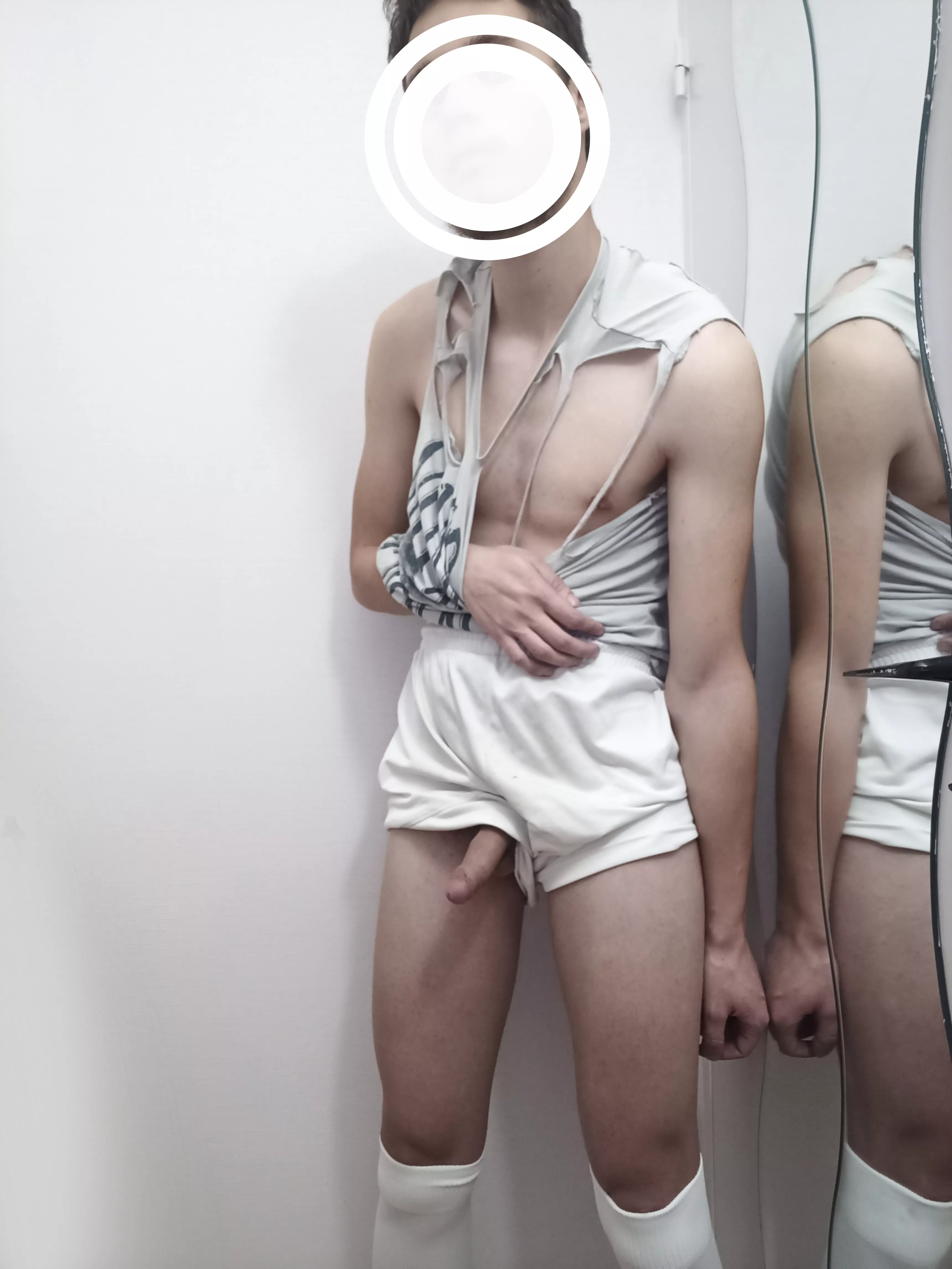 Pretending doing sport to posted by aboyartnuding