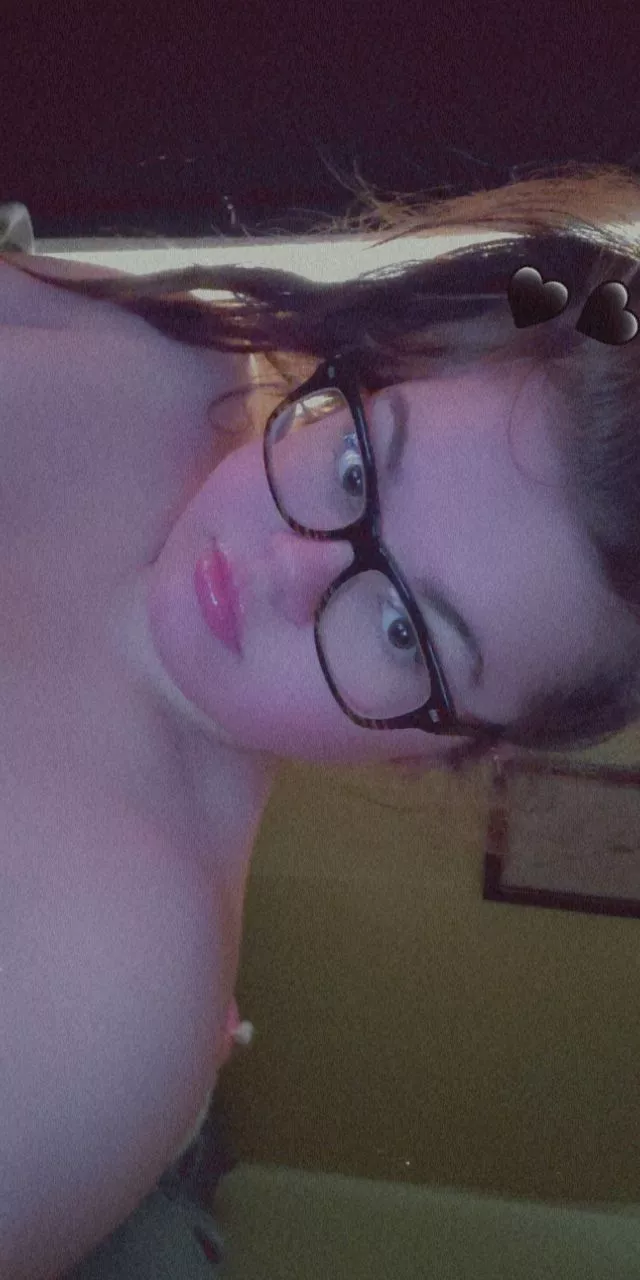 pretty babe posted by chubbyteencutie