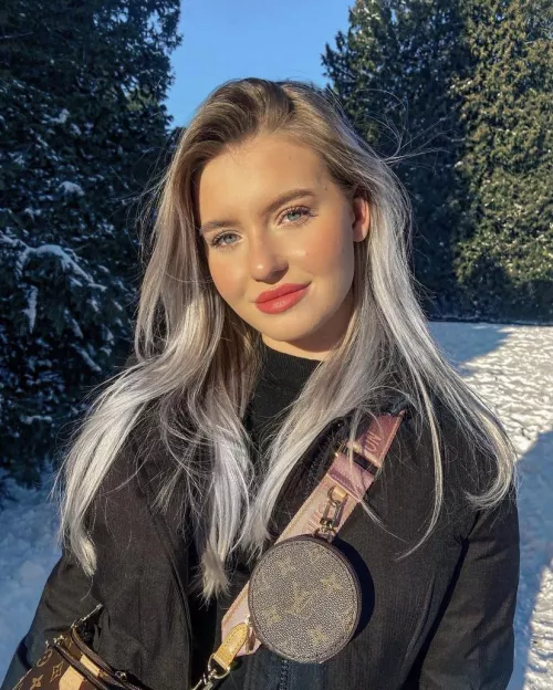 Pretty Dutch Girl by Ok-Might-138