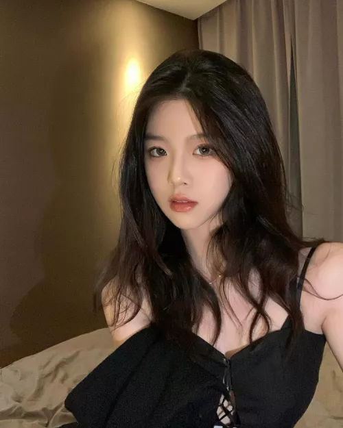 Pretty face by Majestic_Painter8660