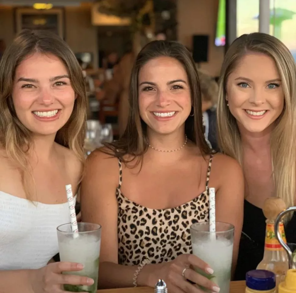 Pretty faces to choose from posted by swordmastax10