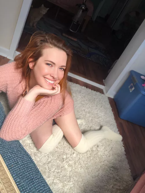 Pretty in pink 💘 by AGoldieMoon