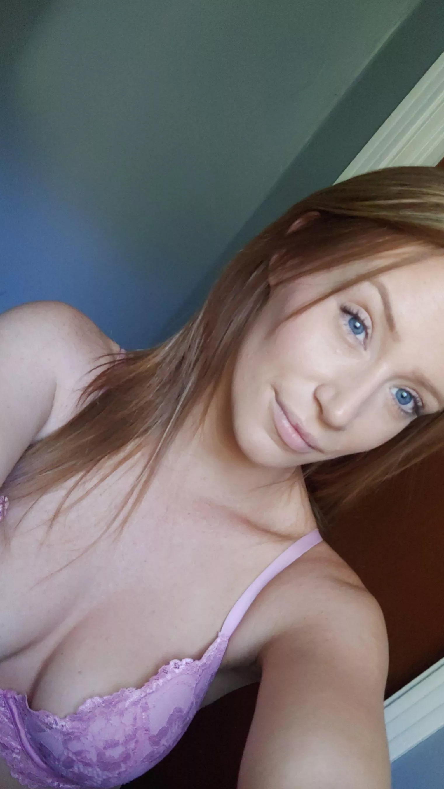 pretty & pale ?? posted by crystalcolette