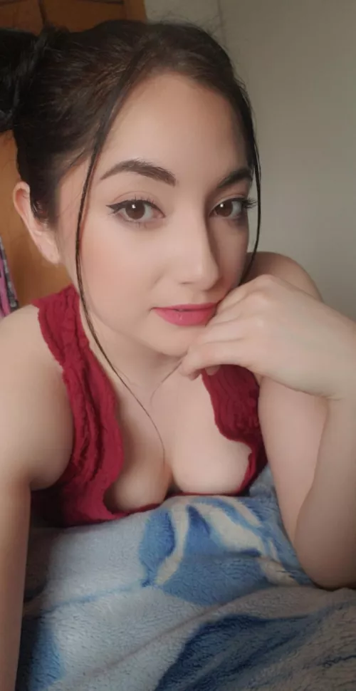 pretty petite and brunette comment if im your type 😊 by --LittlePrincess--