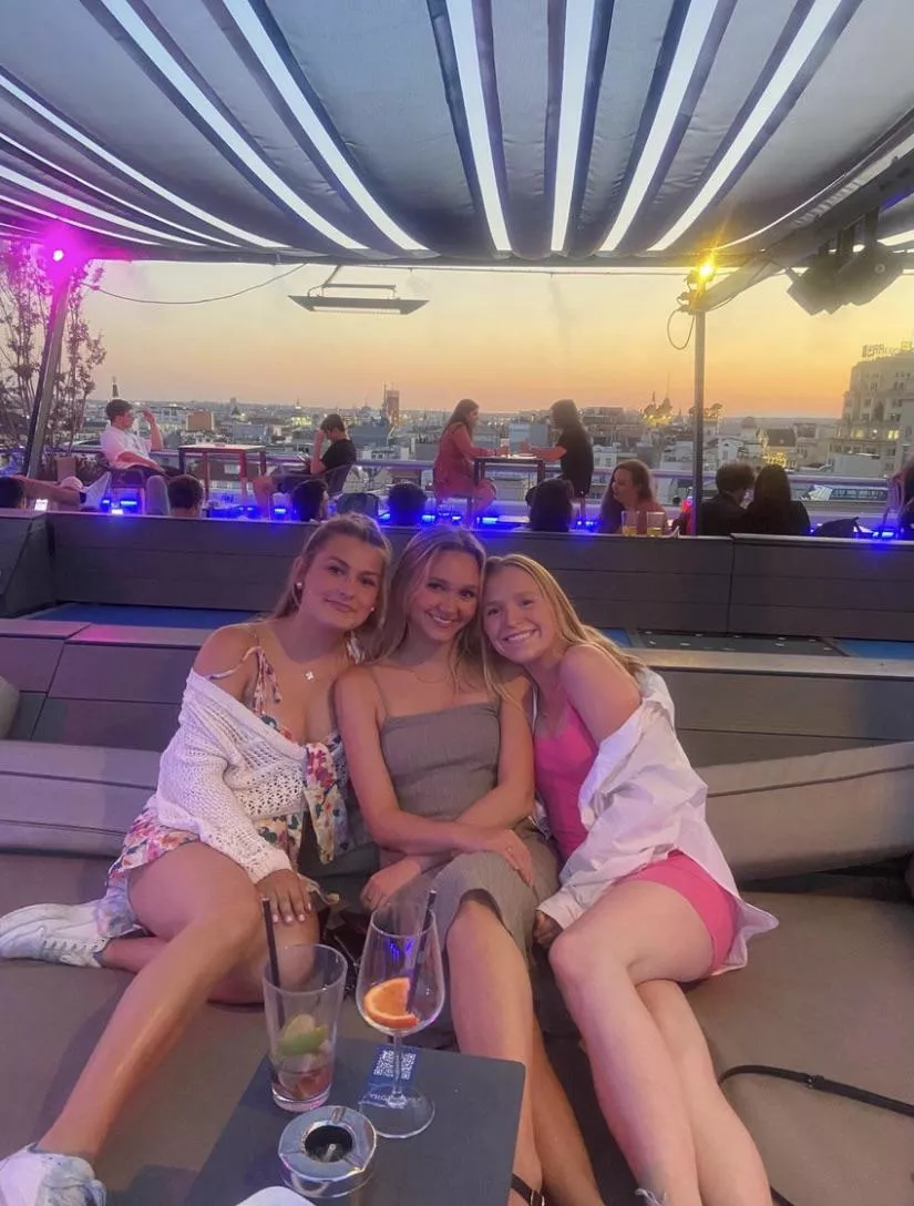 Pretty skyline Prettier girls posted by kd43437