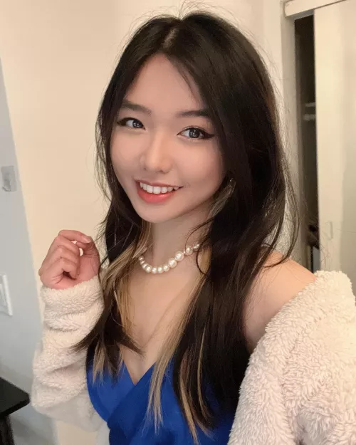 Pretty smile by Majestic_Painter8660