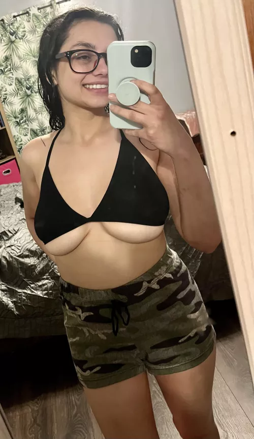 Pretty titties by alexiaaddict