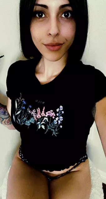 Pretty Wife, Happy Life posted by Charlie_Bear88