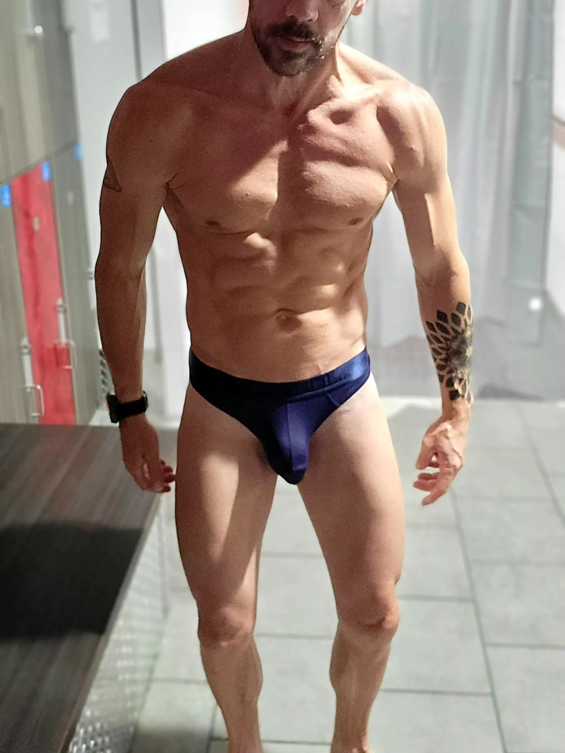 Procrastinating in the locker room posted by asdm19330