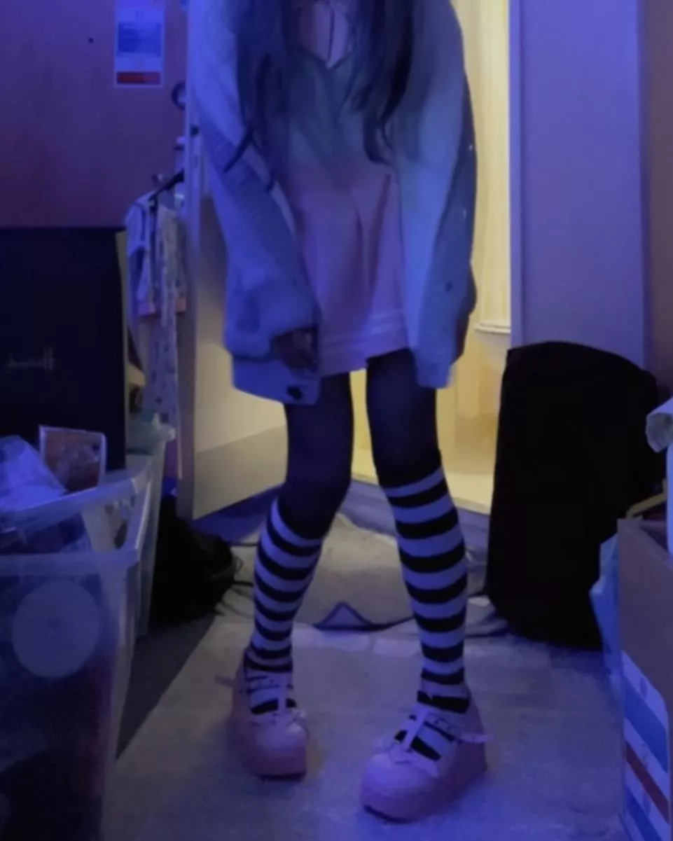 Programmer socks on posted by kajuu90910