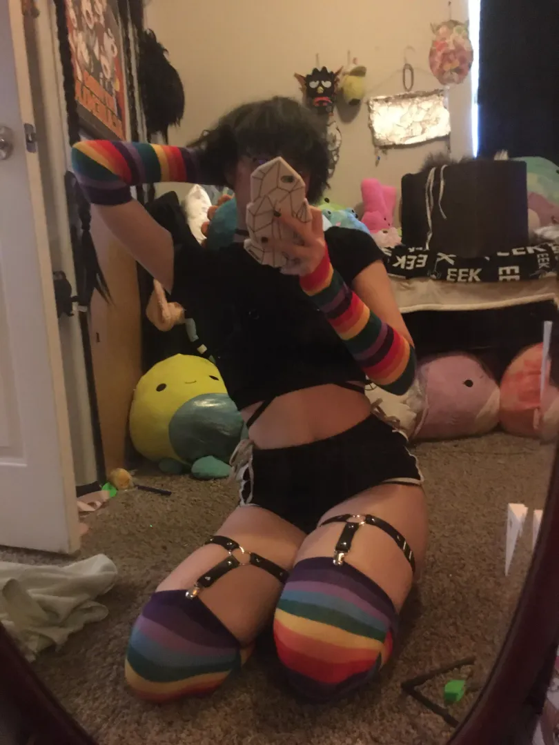 Promise this is the last post here today but I realized you can’t see the harness or garter belts very well in the last one. posted by BrokenBunnies