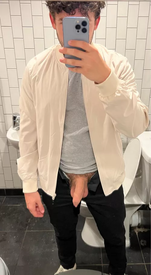 Public bathrooms are made for dick pics! by 1dollarscratchy